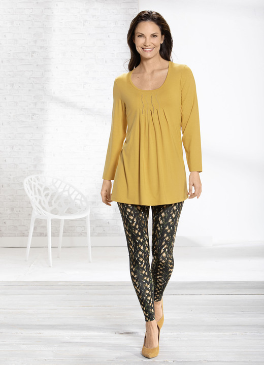 Shirts - Longshirt mit Plättchenzier in 2 Farben, in Größe 038 bis 054, in Farbe HONIG Ansicht 2