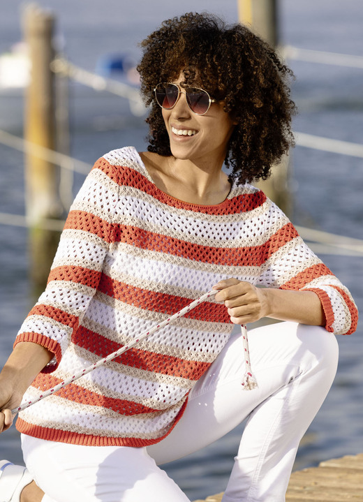 3/4-Arm - Pullover mit nachhaltig recycelter Baumwolle, in Größe 036 bis 052, in Farbe BLAU-BEIGE-WEISS Ansicht 4