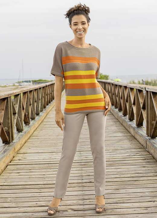 Hosen - Hose in 4-Pocket-Form, in Größe 018 bis 052, in Farbe HELLBLAU Ansicht 9