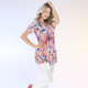 Kurzarm - Longshirt mit Faltenlegung am Halsausschnitt in 2 Farben – Farbe APRICOT-BLEU – Ansicht 2 Kurzarm - Longshirt mit Faltenlegung am Halsausschnitt in 2 Farben, in Größe 036 bis 056, in Farbe MINT-ORANGE – Farbe APRICOT-BLEU – Ansicht 2