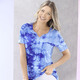 Kurzarm - Shirt in Batik-Optik in 2 Farben – Farbe BLAU BATIK – Ansicht 1 Kurzarm - Shirt in Batik-Optik in 2 Farben, in Größe 036 bis 052, in Farbe BLAU BATIK – Farbe BLAU BATIK – Ansicht 1