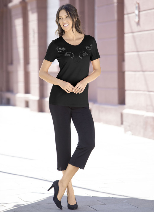 Shirts - Shirt mit dekorativer Plättchenzier in 2 Farben, in Größe 038 bis 054, in Farbe ROT Ansicht 4