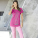 Kurzarm - Shirt mit Strasszier in 2 Farben – Farbe PINK – Ansicht 2 Kurzarm - Shirt mit Strasszier in 2 Farben, in Größe 038 bis 056, in Farbe SCHWARZ – Farbe PINK – Ansicht 2
