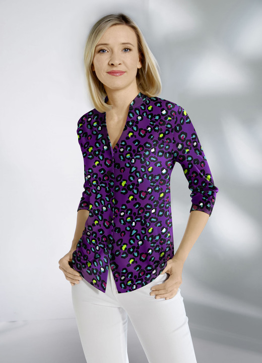 Blusen & Tuniken - Shirtbluse mit Stehkragen, in Größe 036 bis 052, in Farbe LILA-TÜRKIS-BUNT