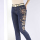 Hosen - Edel-Jeans mit handbemalten, floralen Motiven, in Größe 017 bis 052, in Farbe DUNKELBLAU – Farbe DUNKELBLAU – Ansicht 3
