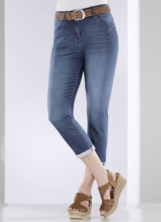 Hosen mit Knopf- und Reißverschluss - Jeans mit Push-up-Effekt Ansicht 16 Hosen mit Knopf- und Reißverschluss - Jeans mit Push-up-Effekt, in Größe 017 bis 052, in Farbe SCHWARZ Ansicht 16