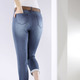 Hosen mit Knopf- und Reißverschluss - Jeans mit Push-up-Effekt – Farbe JEANSBLAU – Ansicht 4 Hosen mit Knopf- und Reißverschluss - Jeans mit Push-up-Effekt, in Größe 017 bis 052, in Farbe SCHWARZ – Farbe JEANSBLAU – Ansicht 4