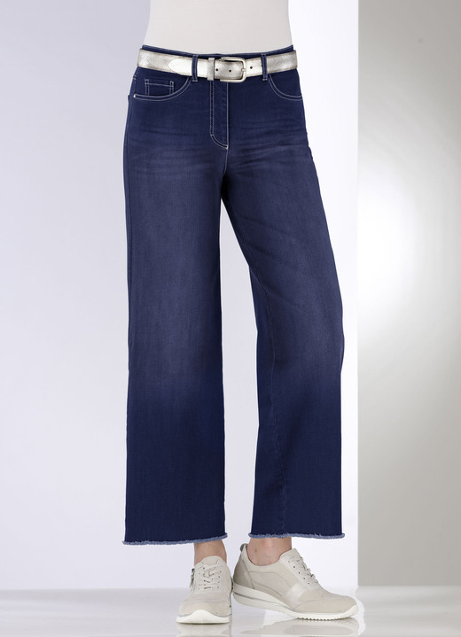 Hosen mit Knopf- und Reißverschluss - Jeans mit modischer Beinweite Ansicht 9 Hosen mit Knopf- und Reißverschluss - Jeans mit modischer Beinweite, in Größe 018 bis 052, in Farbe JEANSBLAU Ansicht 9
