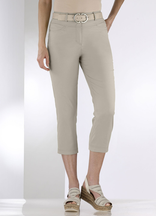 Hosen mit Knopf- und Reißverschluss - Caprihose in 4-Pocket-Form Ansicht 14 Hosen mit Knopf- und Reißverschluss - Caprihose in 4-Pocket-Form, in Größe 018 bis 052, in Farbe WEISS Ansicht 14