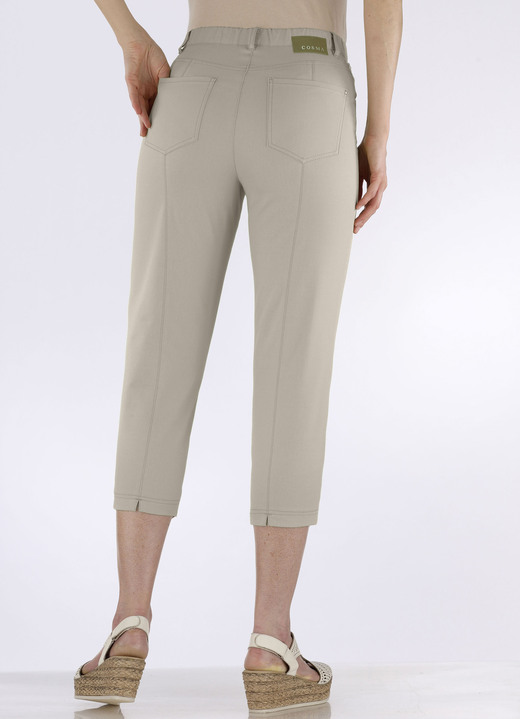 Hosen mit Knopf- und Reißverschluss - Caprihose in 4-Pocket-Form Ansicht 15 Hosen mit Knopf- und Reißverschluss - Caprihose in 4-Pocket-Form, in Größe 018 bis 052, in Farbe WEISS Ansicht 15