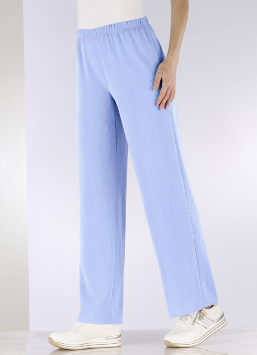 Hosen - Hose in bequemer Weite, in Größe 018 bis 052, in Farbe HELLBLAU Ansicht 3