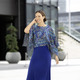 Abendmode - Kleid, 2-tlg. mit abnehmbarem Ponchoüberwurf – Farbe ROYALBLAU-LILA-BUNT – Ansicht 2 Abendmode - Kleid, 2-tlg. mit abnehmbarem Ponchoüberwurf, in Größe 036 bis 054, in Farbe ROYALBLAU-LILA-BUNT – Farbe ROYALBLAU-LILA-BUNT – Ansicht 2