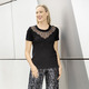 Anlassblusen - Shirt-Tunika mit Netz-Einsatz – Farbe SCHWARZ – Ansicht 1 Anlassblusen - Shirt-Tunika mit Netz-Einsatz, in Größe 036 bis 054, in Farbe MARINE – Farbe SCHWARZ – Ansicht 1