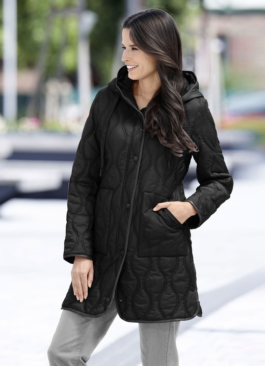 Lang - Longjacke mit ansprechendem Stepp, in Größe 034 bis 052, in Farbe ZARTPINK Ansicht 3