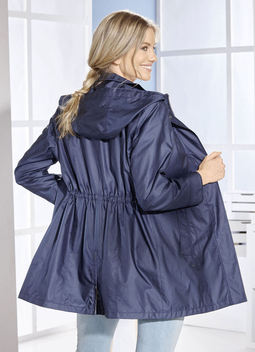 Kurz - Funktionsjacke mit abnehmbarer Kapuze, in Größe 019 bis 054, in Farbe MARINE Ansicht 2