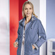 Kurz - Jacke mit abnehmbarer Kapuze – Farbe JEANSBLAU Kurz - Jacke mit abnehmbarer Kapuze, in Größe 038 bis 054, in Farbe JEANSBLAU