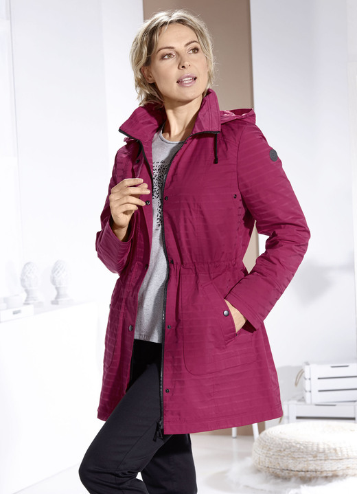 Kurz - Funktionsjacke mit dezentem Streifendessin Ansicht 4 Kurz - Funktionsjacke mit dezentem Streifendessin, in Größe 018 bis 054, in Farbe SAND Ansicht 4