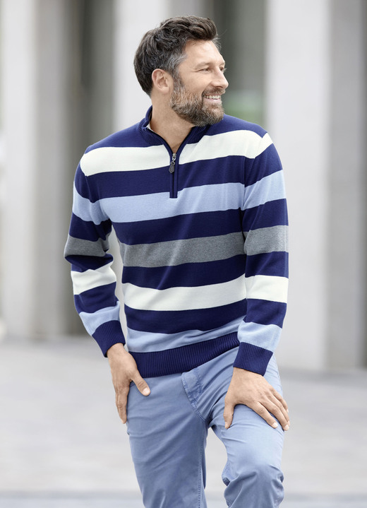 Gemustert - Gestreifter Troyer mit kurzem Reißverschluss, in Größe 046 bis 062, in Farbe MARINE-BLEU-ECRU Ansicht 3