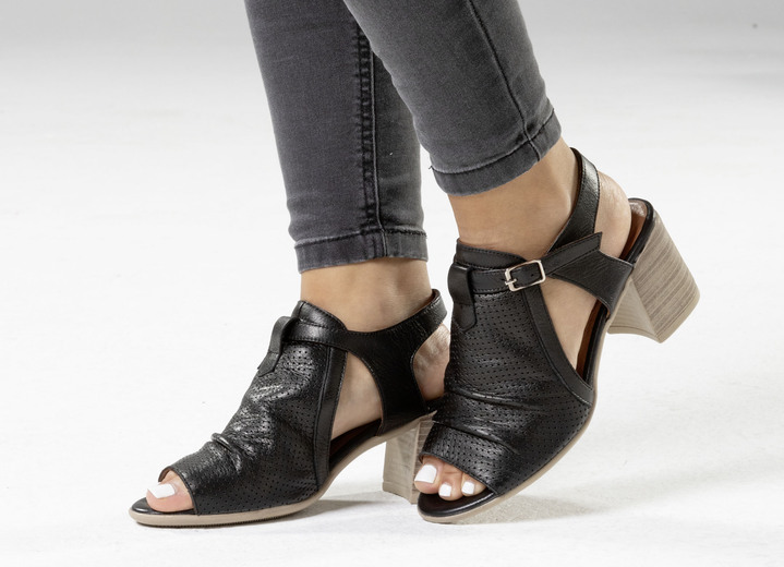 Sandaletten & Pantoletten - Andrea Conti Sandalette mit Zier-Perforation Ansicht 7 Sandaletten & Pantoletten - Andrea Conti Sandalette mit Zier-Perforation, in Größe 036 bis 041, in Farbe WEISS Ansicht 7