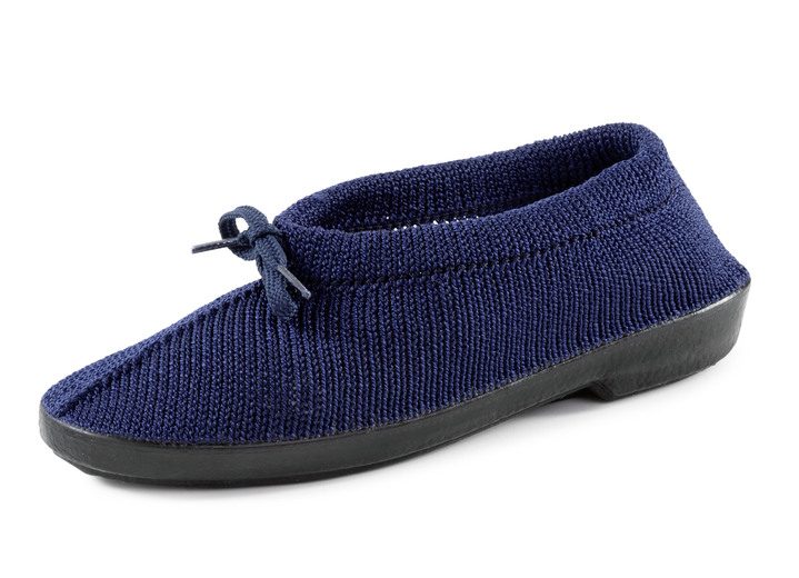 Damenmode - Slipper aus elastischem Strickmaterial mit Schnürung, in Größe 036 bis 042, in Farbe MARINE Ansicht 1