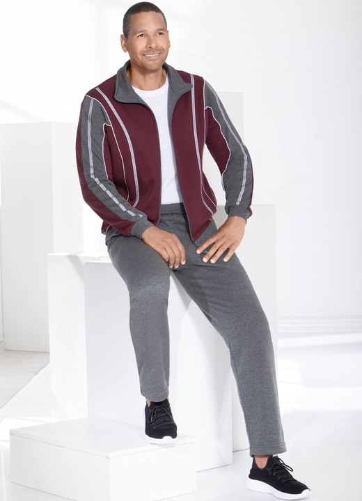 Freizeitanzüge - Freizeitanzug mit elastischen Ärmelabschlüssen Ansicht 1 Freizeitanzüge - Freizeitanzug mit elastischen Ärmelabschlüssen, in Größe 024 bis 062, in Farbe BORDEAUX-ANTHRAZIT MELIERT Ansicht 1