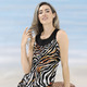 - Kleid mit Ausschnittblende, ärmellos – Farbe SCHWARZ-BUNT – Ansicht 2 - Kleid mit Ausschnittblende, ärmellos, in Größe 036 bis 056, in Farbe SCHWARZ-BUNT – Farbe SCHWARZ-BUNT – Ansicht 2