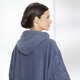 Laurina - Poncho von Laurina – Farbe RAUCHBLAU – Ansicht 2 Laurina - Poncho von Laurina, in Größe 1 (36-42) bis 3 (50-54), in Farbe TÜRKIS – Farbe RAUCHBLAU – Ansicht 2