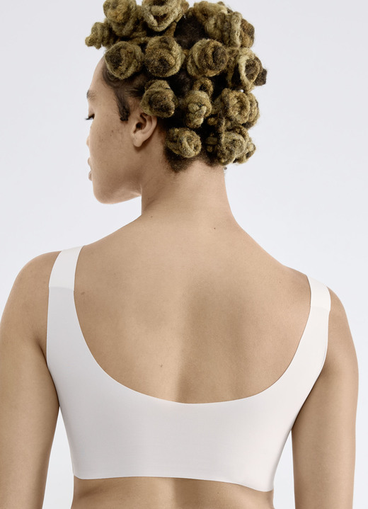 Soft-BH - Herrlich bequemes Sloggi ZERO Feel 2.0-Bustier Ansicht 15 Soft-BH - Herrlich bequemes Sloggi ZERO Feel 2.0-Bustier, in Größe L (passend für Gr. 80 (Cup C) + Gr. 85 (Cup A, B) bis XXL (passend für Gr. 90 (Cup C) + Gr. 95 (Cup A, B), in Farbe MARINE Ansicht 15