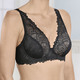 - Naturana Bügel-BH aus elastischer Spitze, in Größe 075 bis 095, in Cup D, in Farbe SCHWARZ – Farbe SCHWARZ – Ansicht 1