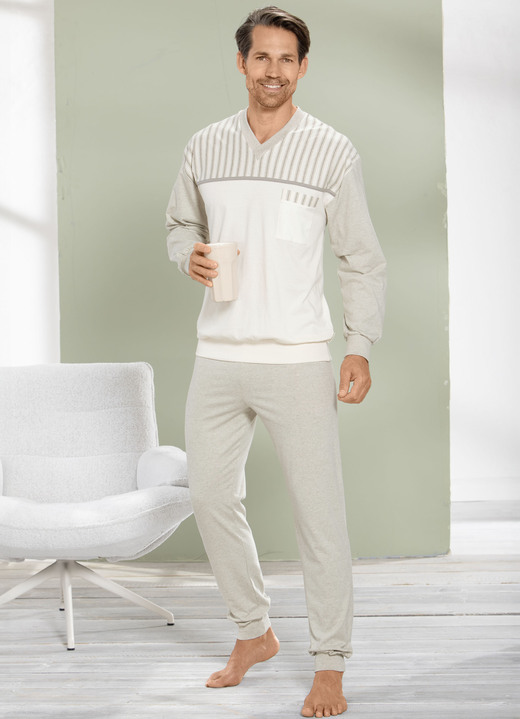 - Götting Schlafanzug mit Bündchenabschlüssen, in Größe 046 bis 060, in Farbe ECRU-RESEDA MELIERT Ansicht 1