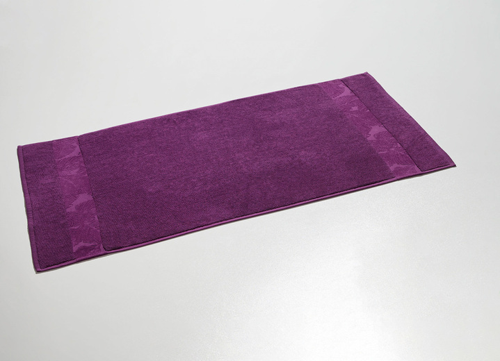 Badgarnituren - Barfußweicher Badteppich mit natürlichem Blätter-Dessin, in Farbe WEISS, in Ausführung Allover gemustert Ansicht 5