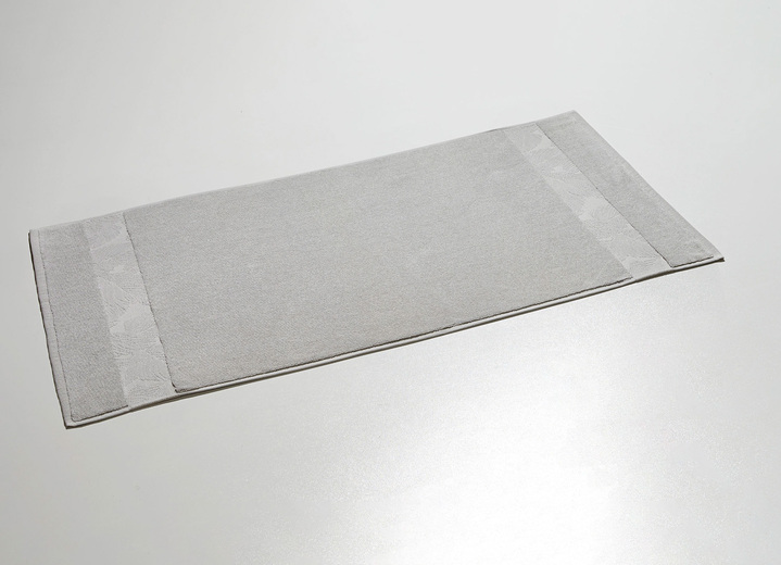 Badgarnituren - Barfußweicher Badteppich mit natürlichem Blätter-Dessin, in Farbe WEISS, in Ausführung Allover gemustert Ansicht 7