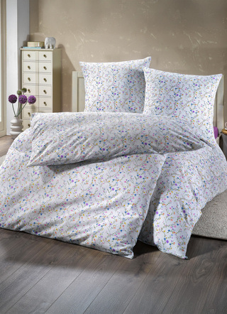 Janine - Bezaubernde Bettwäsche-Garnitur, in Größe 112 (80/80 cm + 135/200 cm) bis 115 (80/80 cm + 155/220 cm), in Farbe MULTICOLOR