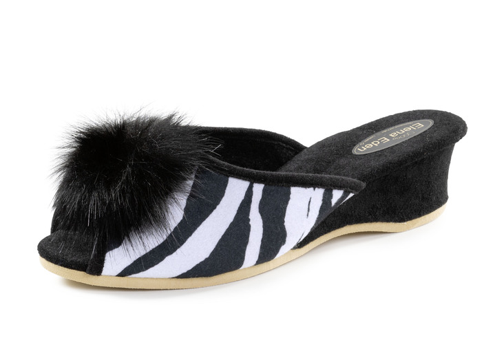 Hausschuhe - ELENA EDEN, schicke Damen-Pantoletten, Weite G, mit Kunstfellpompon, in Größe 036 bis 042, in Farbe ROT Ansicht 8