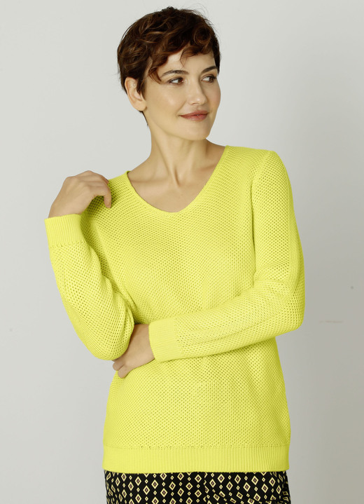 Basics - Pullover in dekorativer Struktur Basics - Pullover in dekorativer Struktur, in Größe 038 bis 052, in Farbe GELB