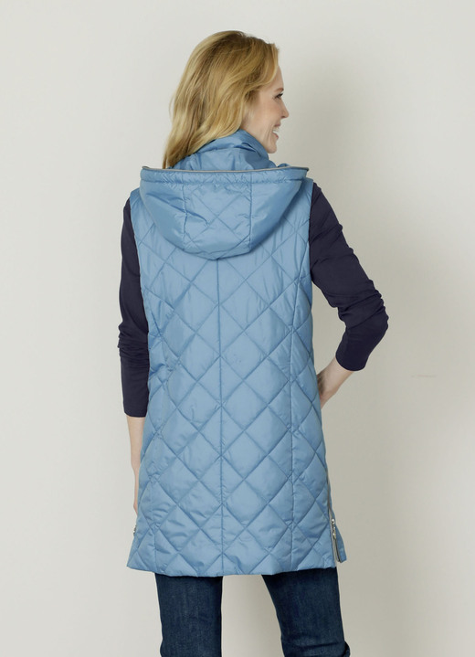 - Steppweste mit dekorativem Zierband, in Größe 020 bis 052, in Farbe EISBLAU Ansicht 3