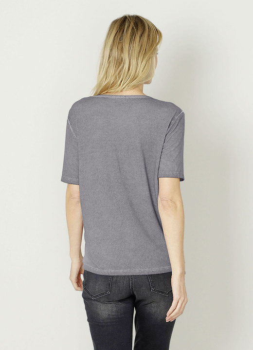 - Shirt mit modischen Nietenzier, in Größe 038 bis 040, in Farbe GRAU Ansicht 3