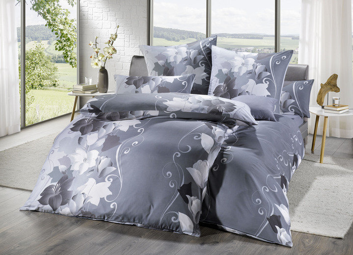 Bettwäschegarnituren - Peach Touch Bettwäsche-Garnitur, in Größe 111 (40/80 cm + 135/200 cm) bis 912 (10-tlg. Set: 2x 40/40 cm + 2x 40/80 cm + 2x 80/80 cm + 2x 135/200 cm +2x Spannbetttuch 100/200 cm), in Farbe TERRA Ansicht 2