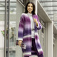 Strickjacken - Strickmantel aus flauschigem Effektgarn – Farbe LILA-BEERE-ECRU – Ansicht 1 Strickjacken - Strickmantel aus flauschigem Effektgarn, in Größe L(44/46) bis XS(32/34), in Farbe LILA-BEERE-ECRU – Farbe LILA-BEERE-ECRU – Ansicht 1