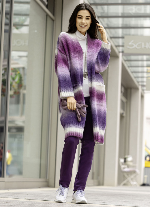 Strickjacken - Strickmantel aus flauschigem Effektgarn, in Größe L(44/46) bis XS(32/34), in Farbe LILA-BEERE-ECRU Ansicht 6