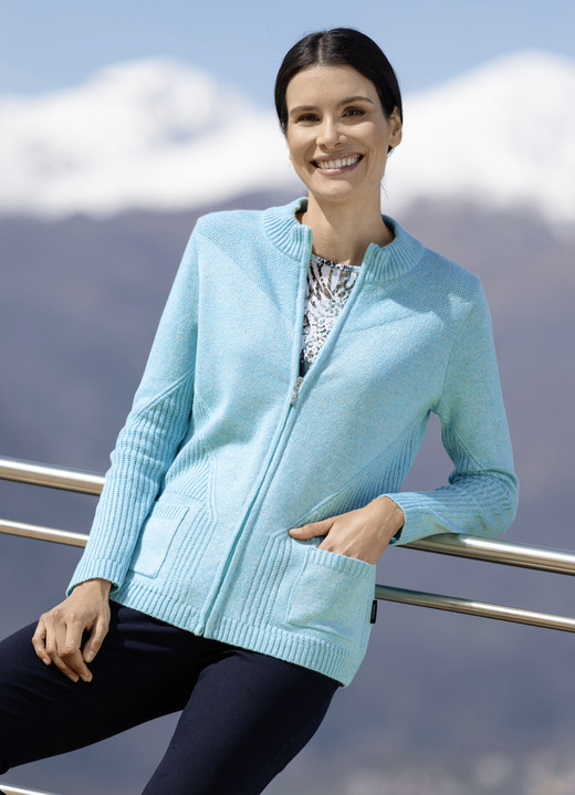 Basics - Strickjacke aus Melangegarn, in Größe 036 bis 052, in Farbe EISBLAU MELIERT Ansicht 1
