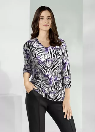 Shirt mit abgerundetem V-Ausschnitt