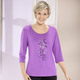 34-Arm - Shirt mit Strasssteinen in 2 Farben – Farbe LILA – Ansicht 2 34-Arm - Shirt mit Strasssteinen in 2 Farben, in Größe 036 bis 052, in Farbe LILA – Farbe LILA – Ansicht 2