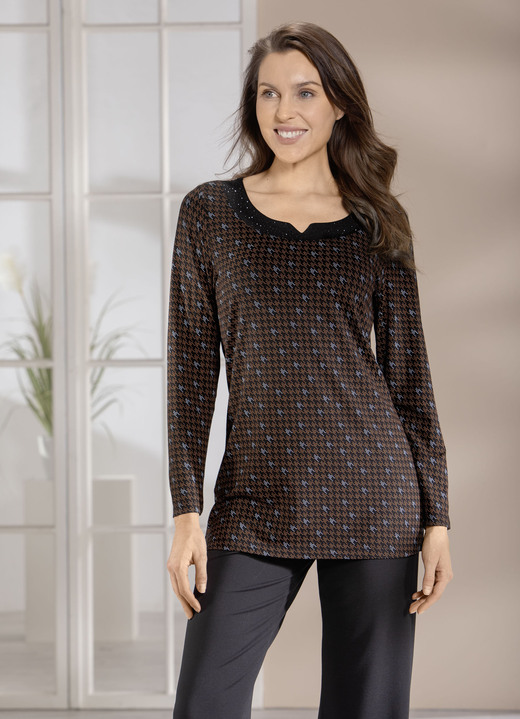 Langarm - Shirt mit raffiniertem Halsausschnitt, in Größe 038 bis 054, in Farbe SCHWARZ-MESSING Ansicht 2