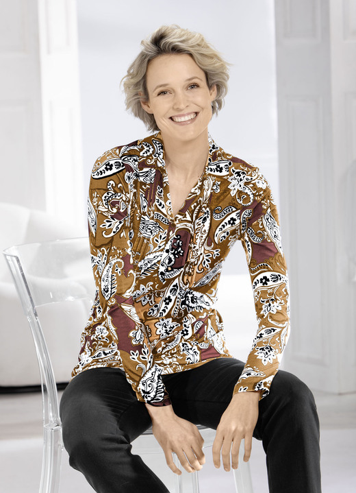 Langarm - Poloshirt mit Biesenverarbeitung in 2 Farben, in Größe 036 bis 054, in Farbe SCHWARZ-WEISS Ansicht 3