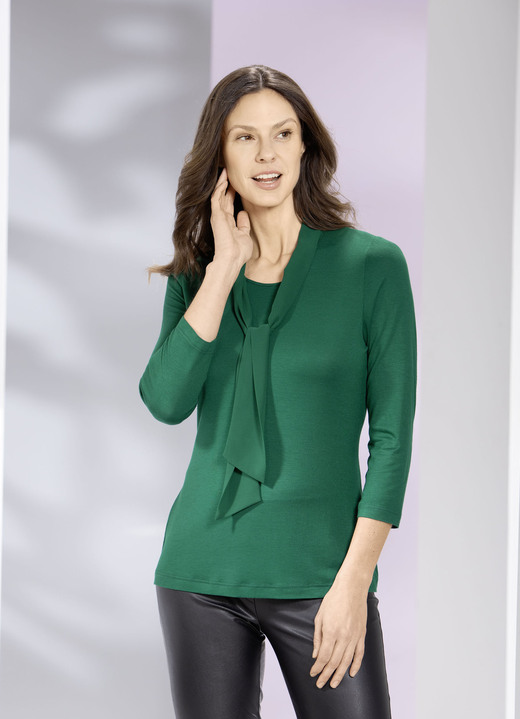 Tuniken - Shirt-Tunika mit Bindeschluppe, in Größe 036 bis 052, in Farbe TANNENGRÜN Ansicht 2