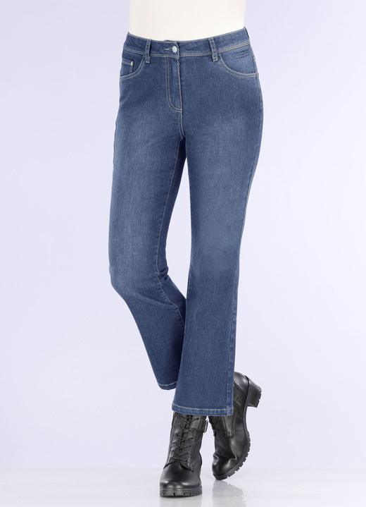 Hosen - Jeans in Bootcut-Form, in Größe 017 bis 052, in Farbe JEANSBLAU Ansicht 3