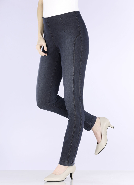 Hosen in Schlupfform - Jeans in Schlupfform, in Größe 018 bis 052, in Farbe SCHWARZ Ansicht 6