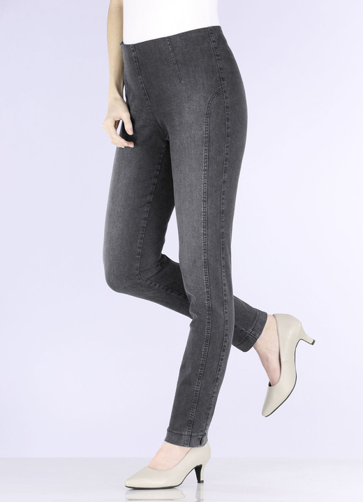 Hosen in Schlupfform - Jeans in Schlupfform, in Größe 018 bis 052, in Farbe SCHWARZ Ansicht 9