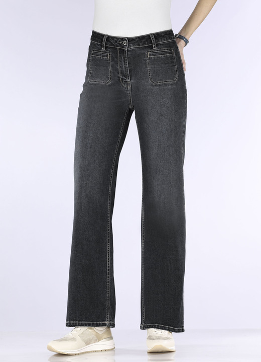 Hosen mit Knopf- und Reißverschluss - Jeans mit modischen Vordertaschen, in Größe 017 bis 050, in Farbe JEANSBLAU Ansicht 7